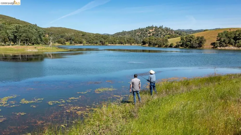 4780 Mary Harrison Mine Rd Coulterville, CA 95311