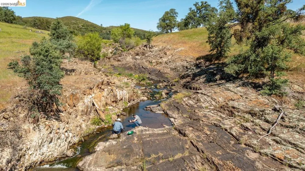 4780 Mary Harrison Mine Rd Coulterville, CA 95311