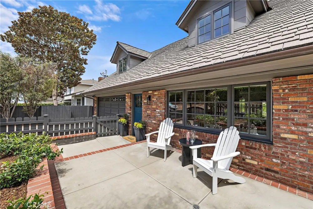 916 Bluebird Canyon Drive Laguna Beach, CA 92651