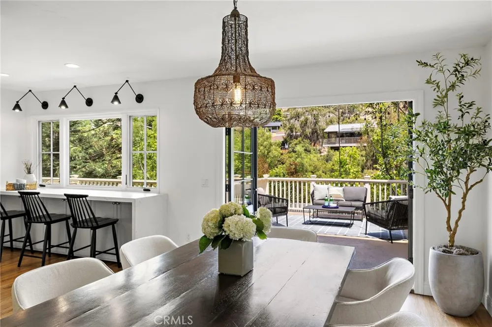 916 Bluebird Canyon Drive Laguna Beach, CA 92651