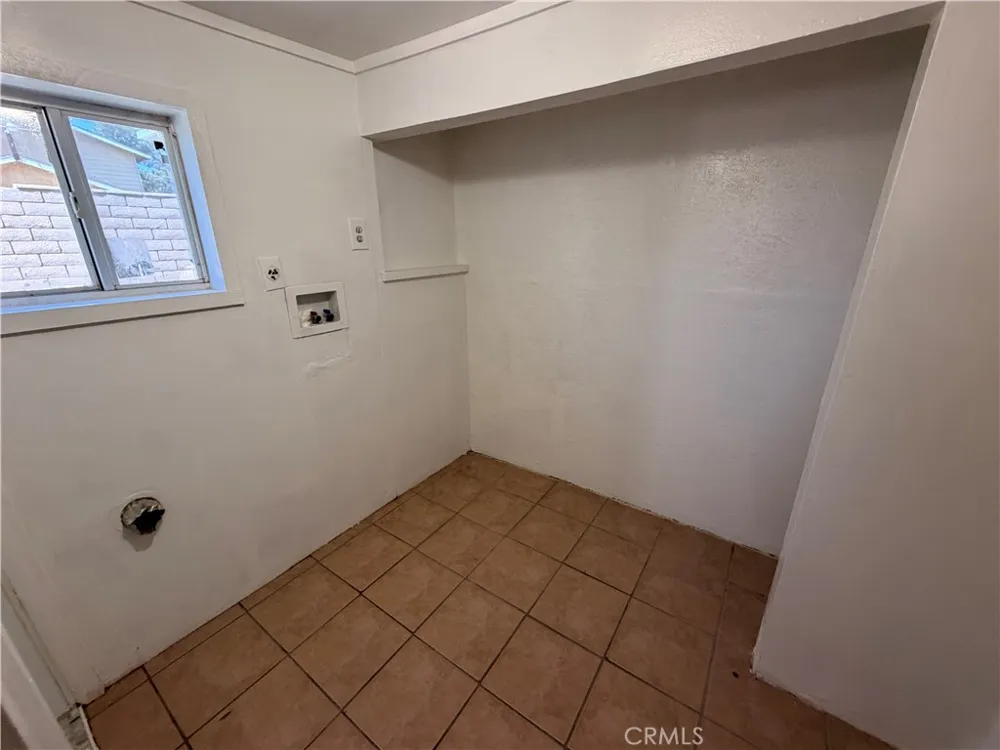 36528 Irwin #B Barstow, CA 92311