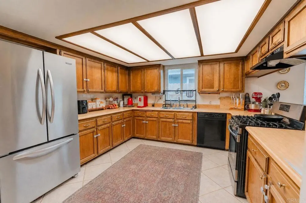 1165 East Lane Imperial Beach, CA 91932