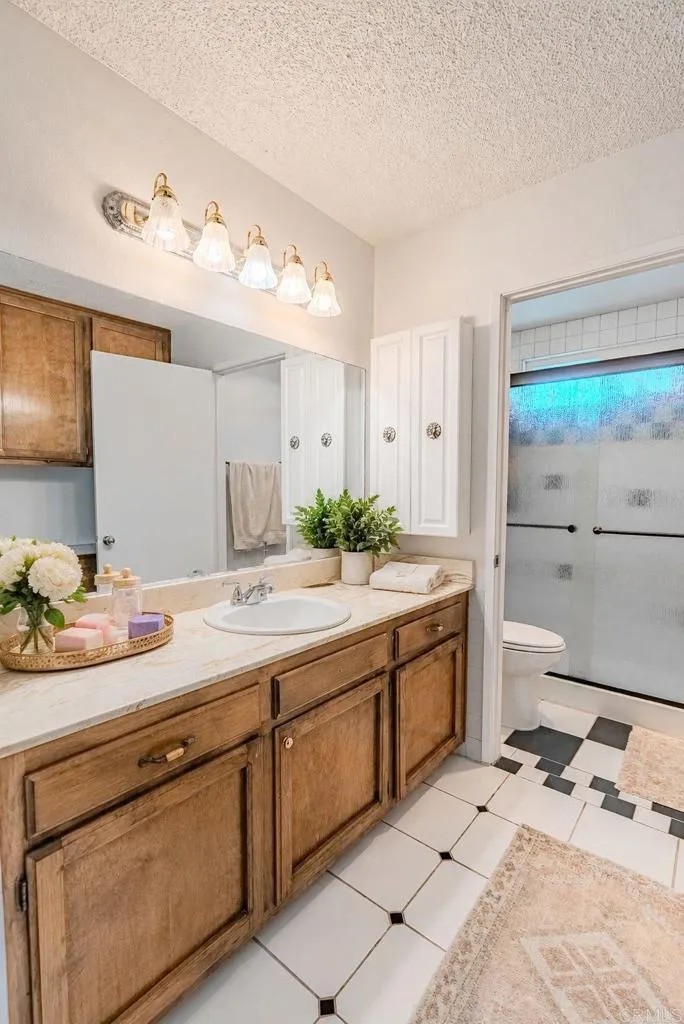 1165 East Lane Imperial Beach, CA 91932