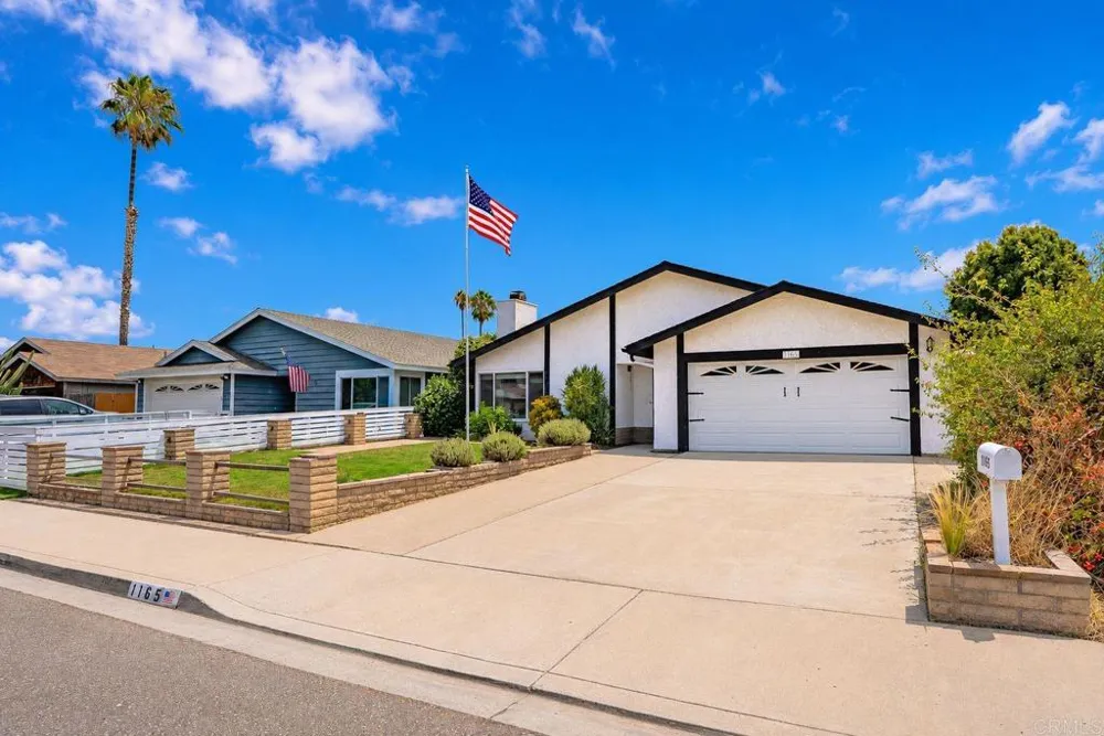 1165 East Lane Imperial Beach, CA 91932