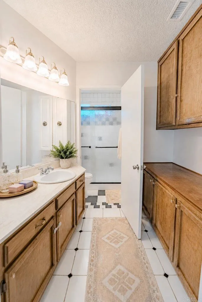 1165 East Lane Imperial Beach, CA 91932