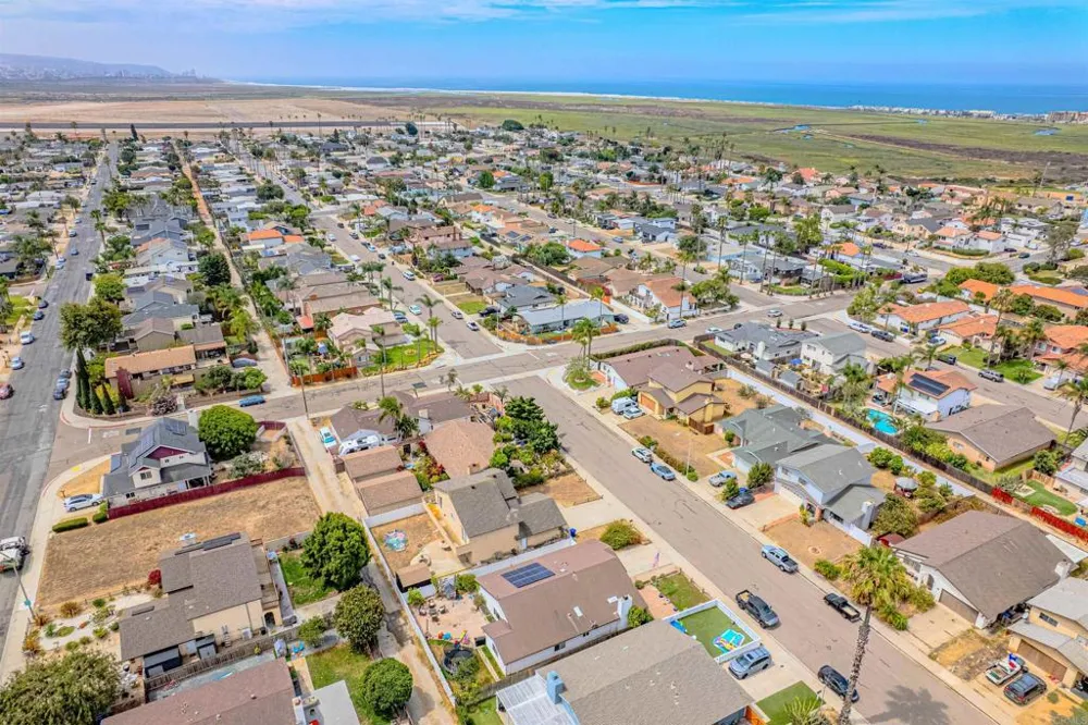 1165 East Lane Imperial Beach, CA 91932