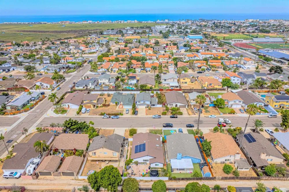 1165 East Lane Imperial Beach, CA 91932