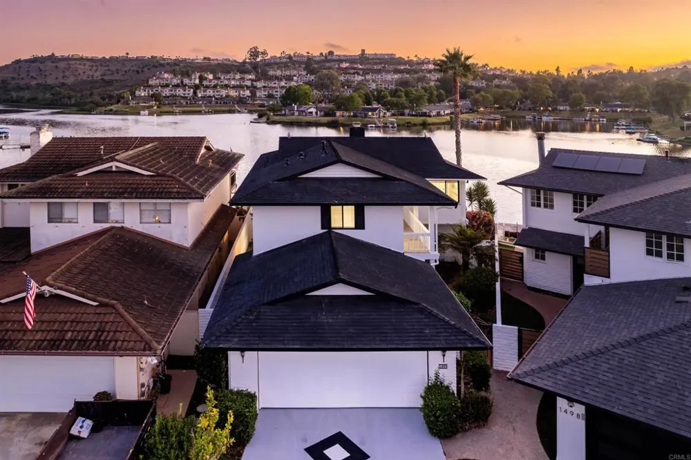 1499 La Linda Drive San Marcos, CA 92078