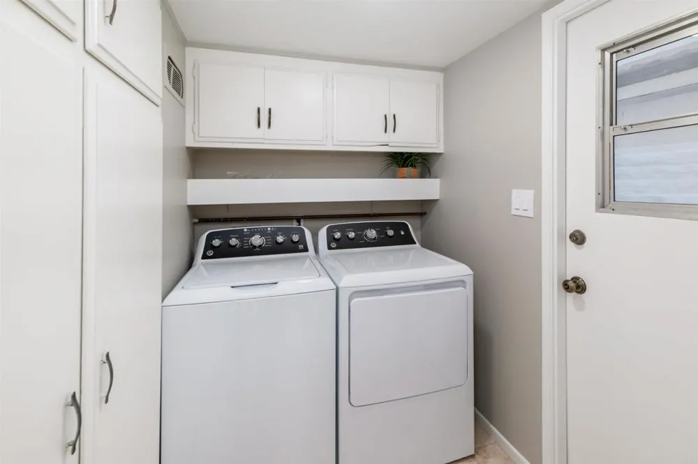 1499 La Linda Drive San Marcos, CA 92078