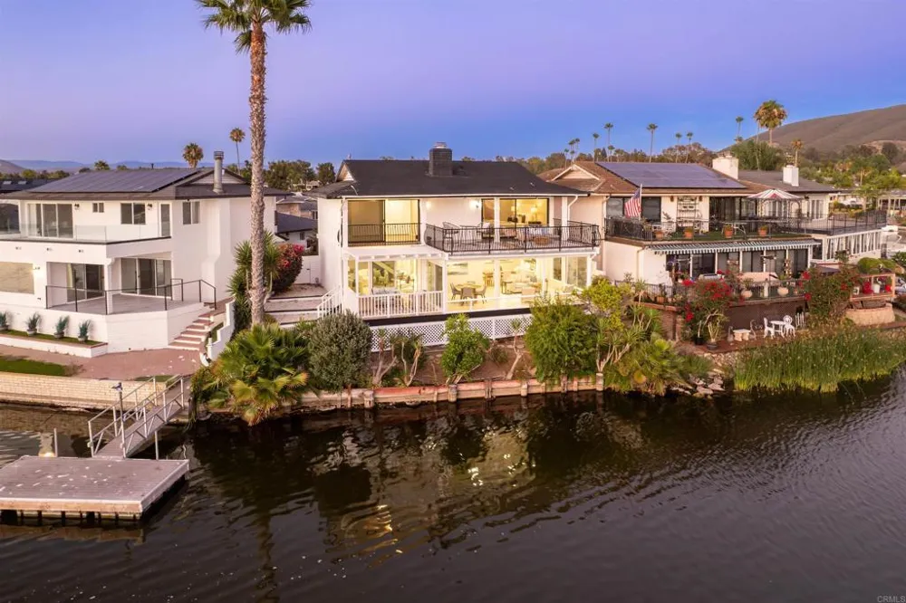 1499 La Linda Drive San Marcos, CA 92078