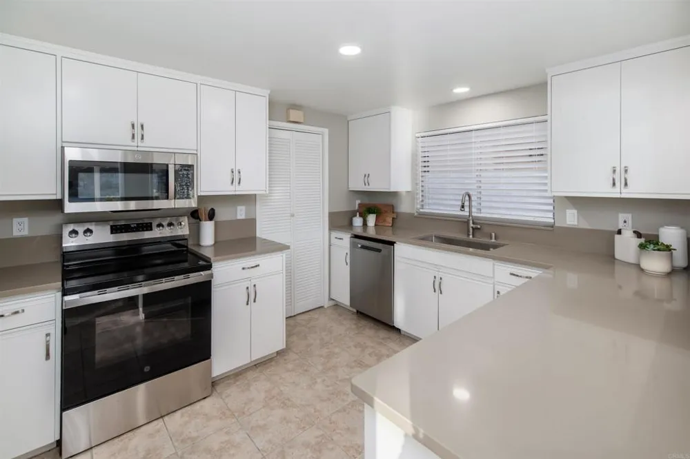 1499 La Linda Drive San Marcos, CA 92078