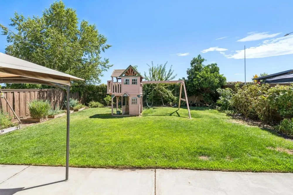 2732 Ancestry Street Manteca, CA 95337