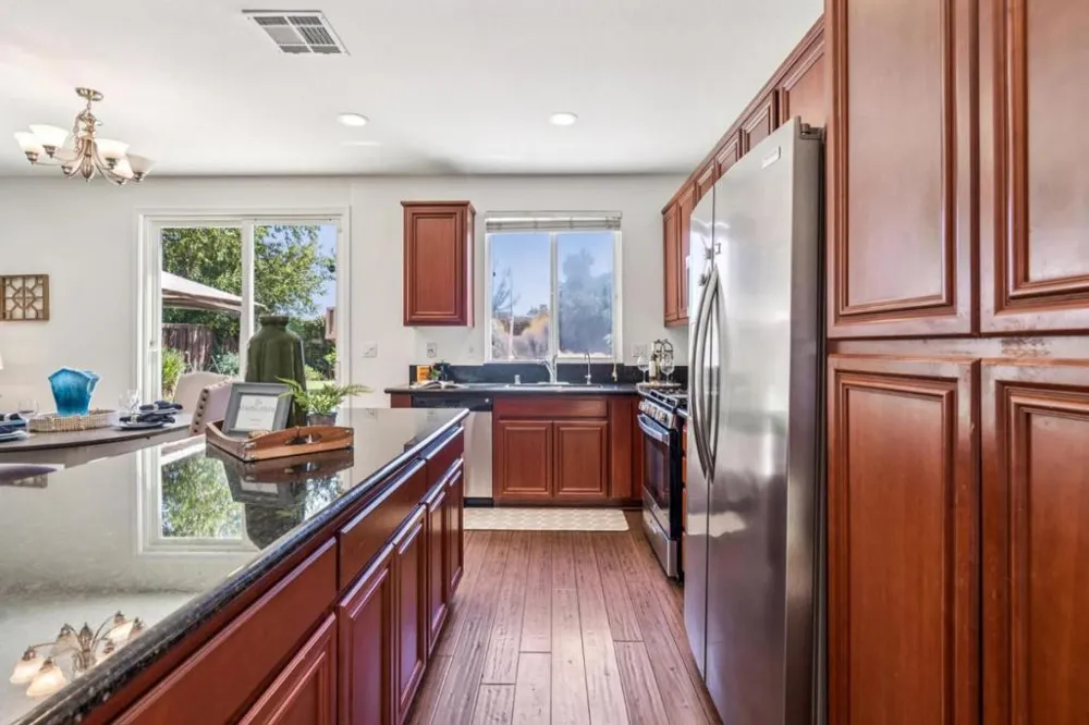 2732 Ancestry Street Manteca, CA 95337