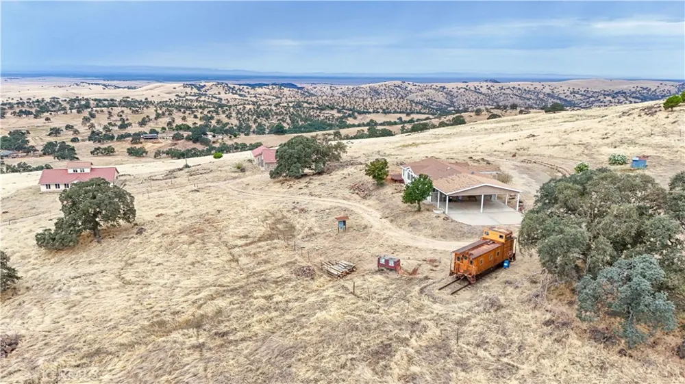 5102 Indian Gulch Catheys Valley, CA 95306