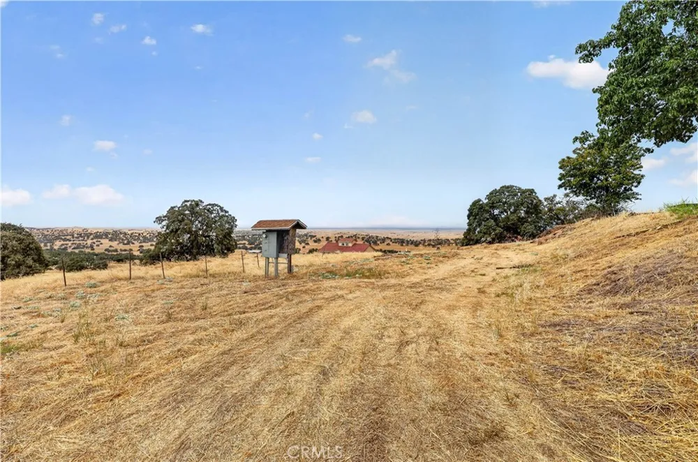 5102 Indian Gulch Catheys Valley, CA 95306