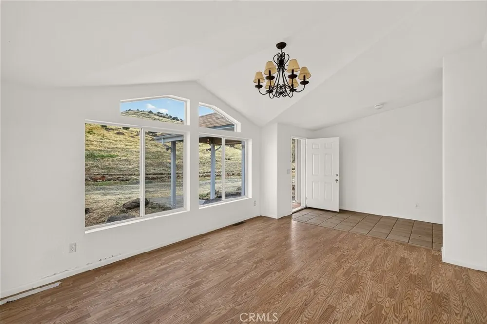 5102 Indian Gulch Catheys Valley, CA 95306