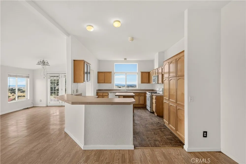 5102 Indian Gulch Catheys Valley, CA 95306