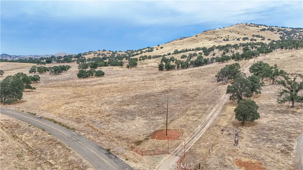 5102 Indian Gulch Catheys Valley, CA 95306