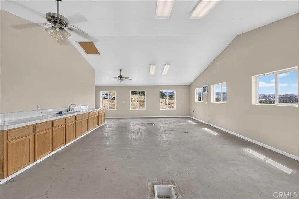 5102 Indian Gulch Catheys Valley, CA 95306