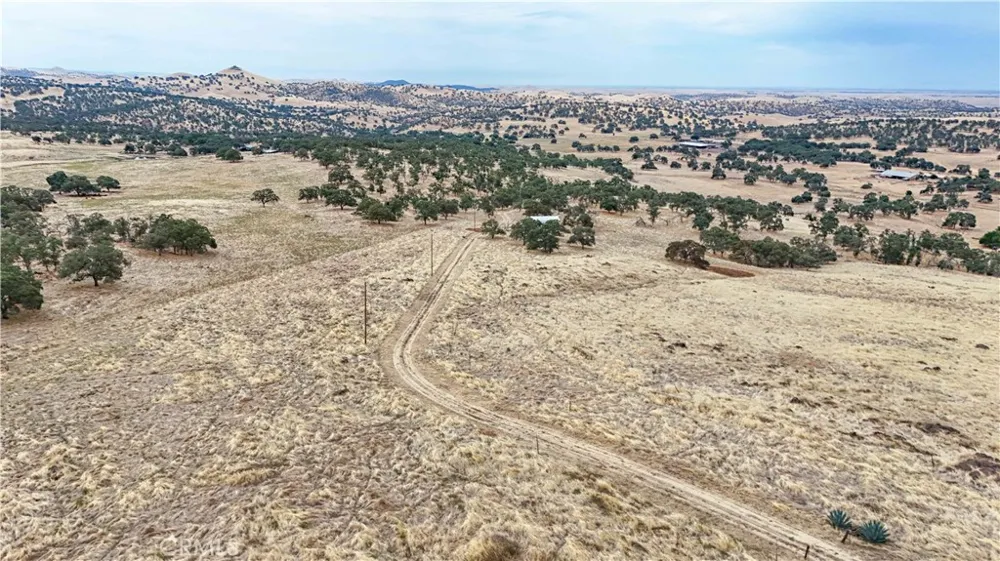 5102 Indian Gulch Catheys Valley, CA 95306