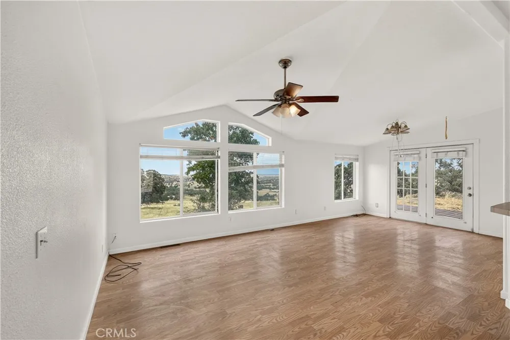 5102 Indian Gulch Catheys Valley, CA 95306