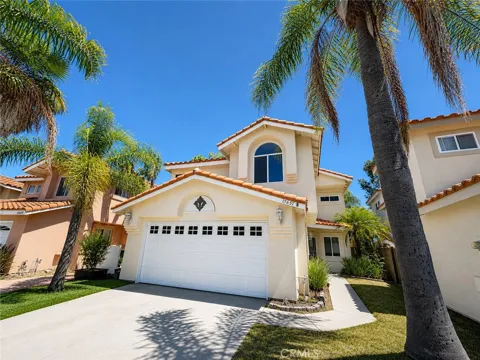 15657 Ladera Vista