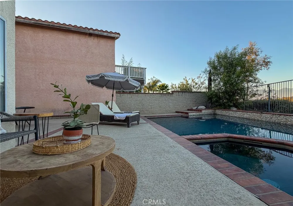 15657 Ladera Vista Chino Hills, CA 91709