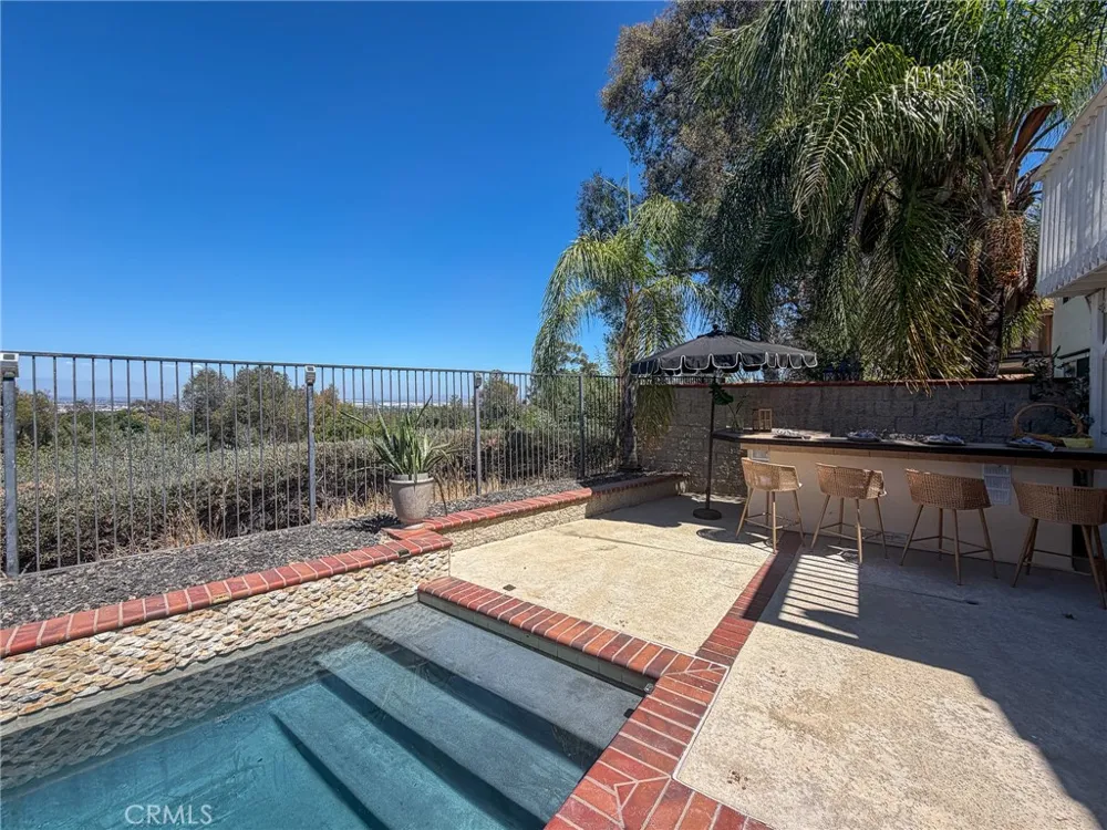 15657 Ladera Vista Chino Hills, CA 91709