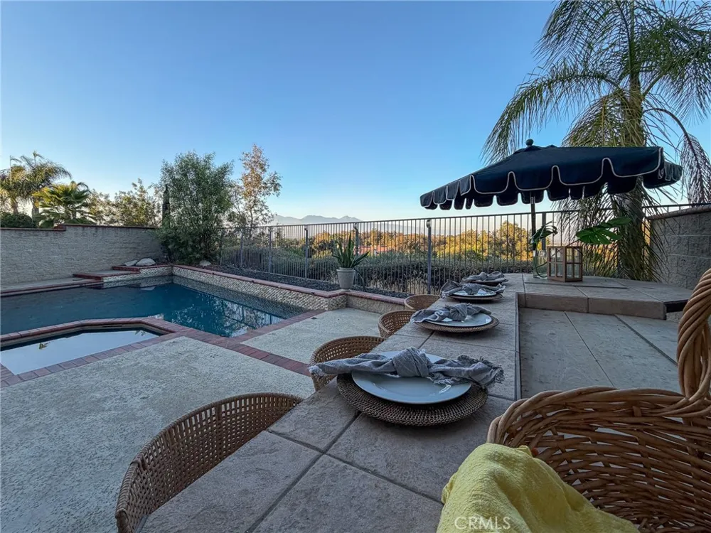15657 Ladera Vista Chino Hills, CA 91709
