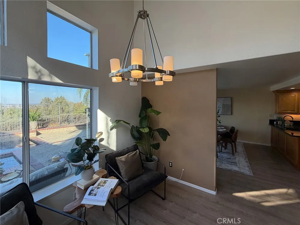 15657 Ladera Vista Chino Hills, CA 91709