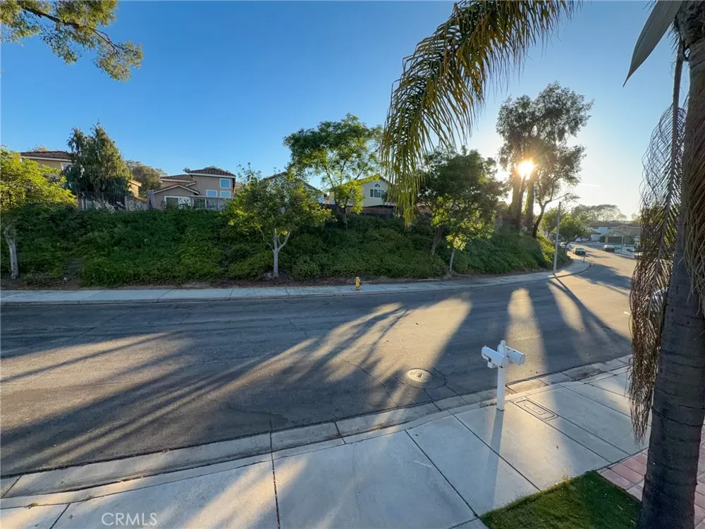 15657 Ladera Vista Chino Hills, CA 91709