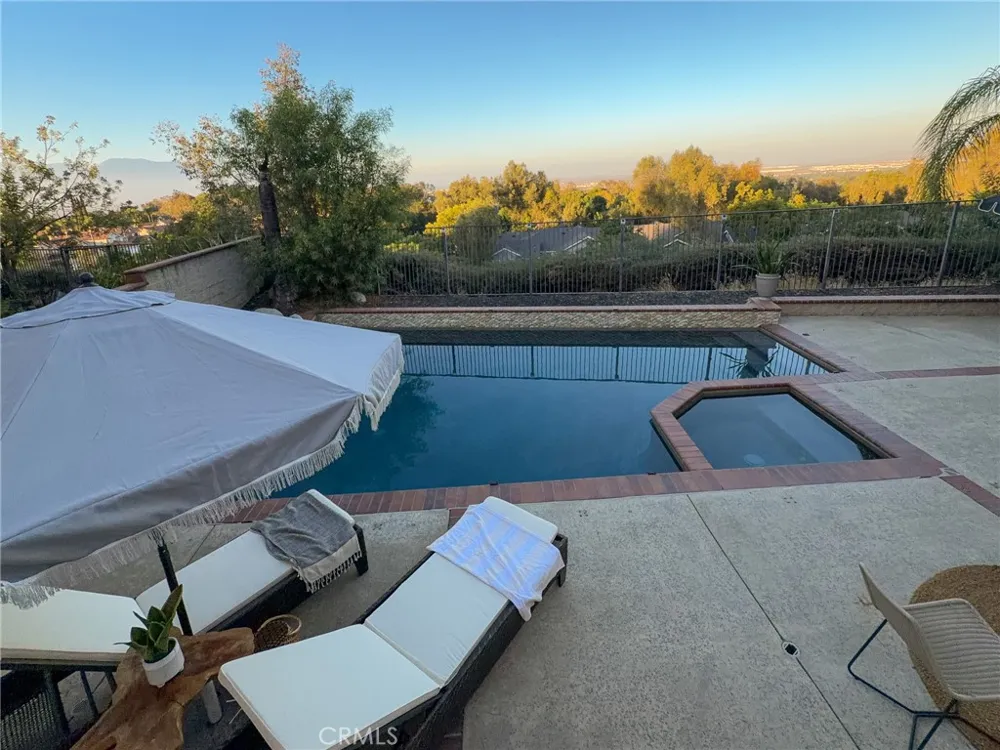 15657 Ladera Vista Chino Hills, CA 91709