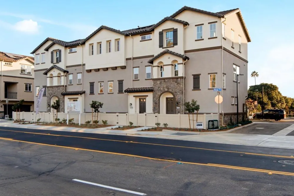 203 Sarina Lane San Marcos, CA 92069