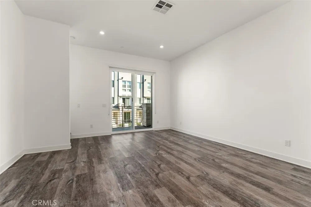 1415 West Cara Drive Anaheim, CA 92805