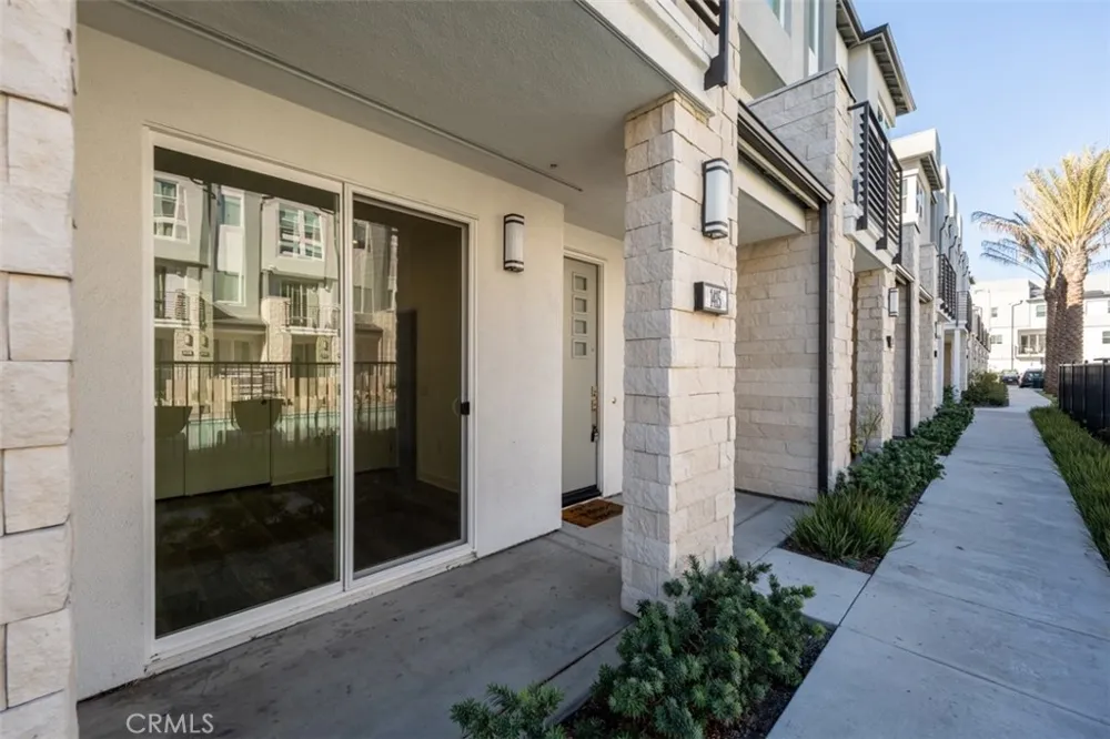 1415 West Cara Drive Anaheim, CA 92805
