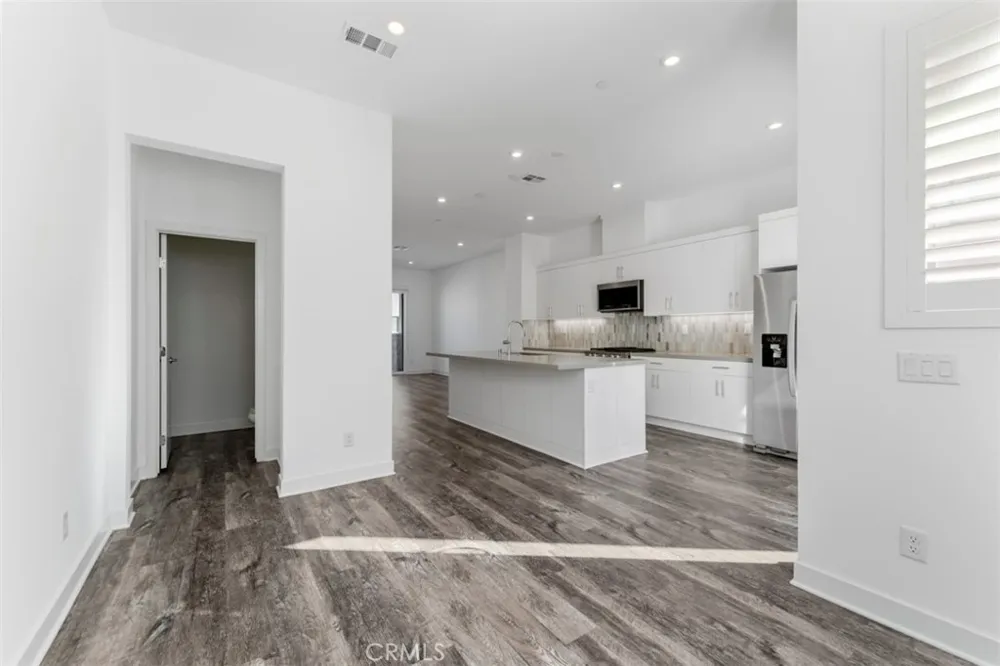 1415 West Cara Drive Anaheim, CA 92805