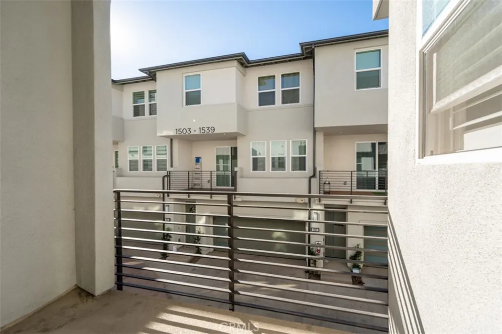 1415 West Cara Drive Anaheim, CA 92805