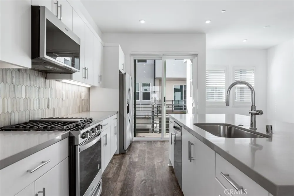 1415 West Cara Drive Anaheim, CA 92805