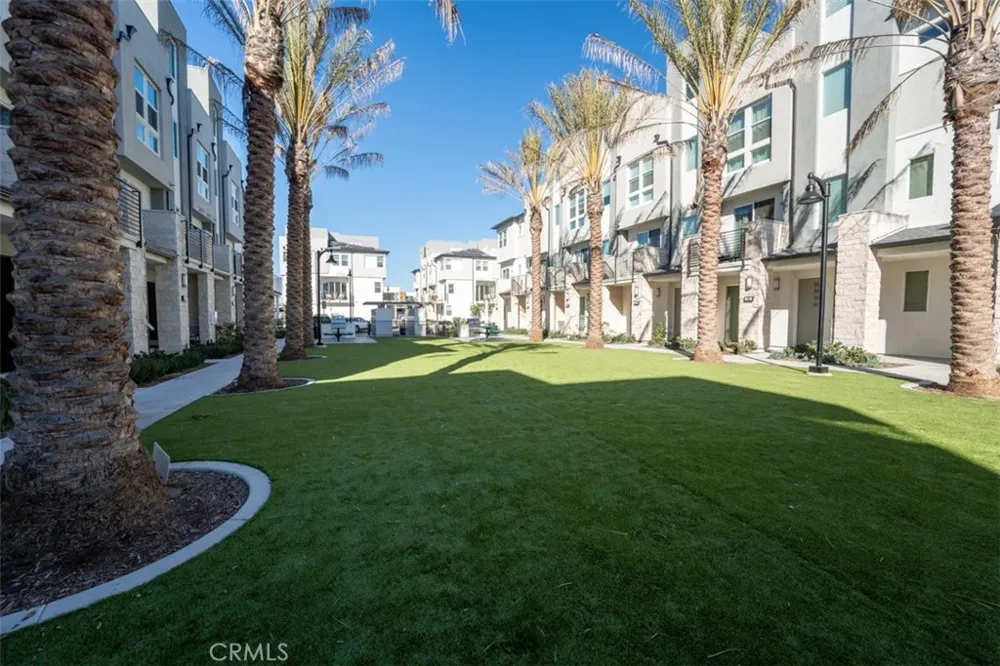 1415 West Cara Drive Anaheim, CA 92805