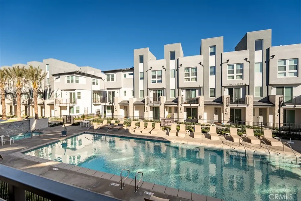 1415 West Cara Drive Anaheim, CA 92805