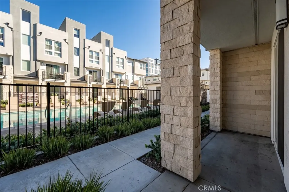 1415 West Cara Drive Anaheim, CA 92805