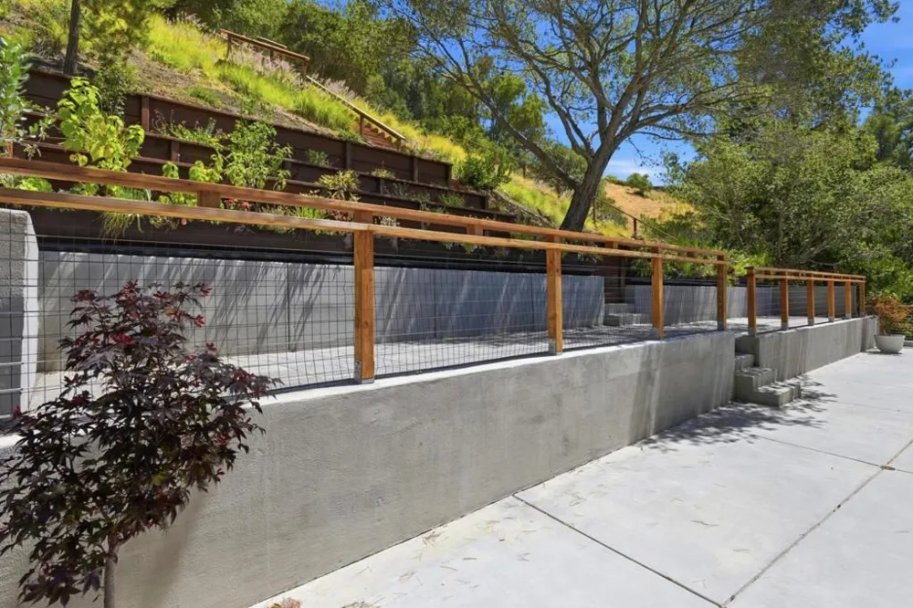 1008 Porto Marino Drive San Carlos, CA 94070