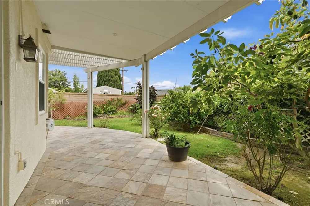 11342 Rose Cerritos, CA 90703