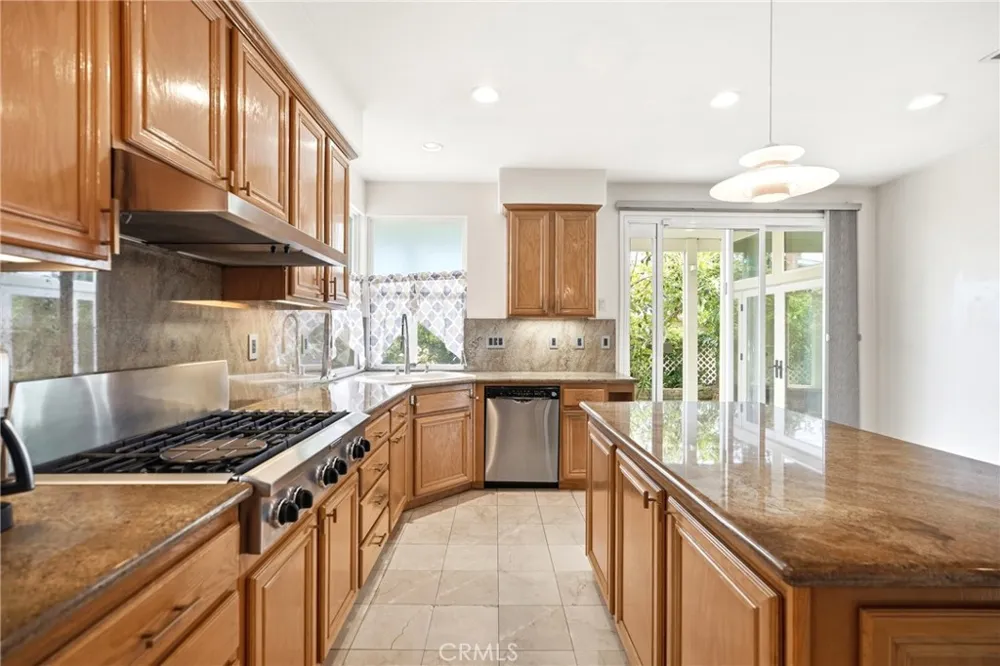 11342 Rose Cerritos, CA 90703