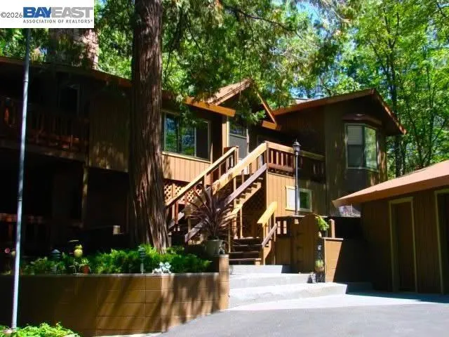 24217 Appaloosa Way Sonora, CA 95370