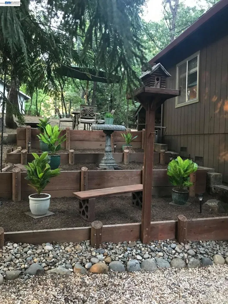 24217 Appaloosa Way Sonora, CA 95370