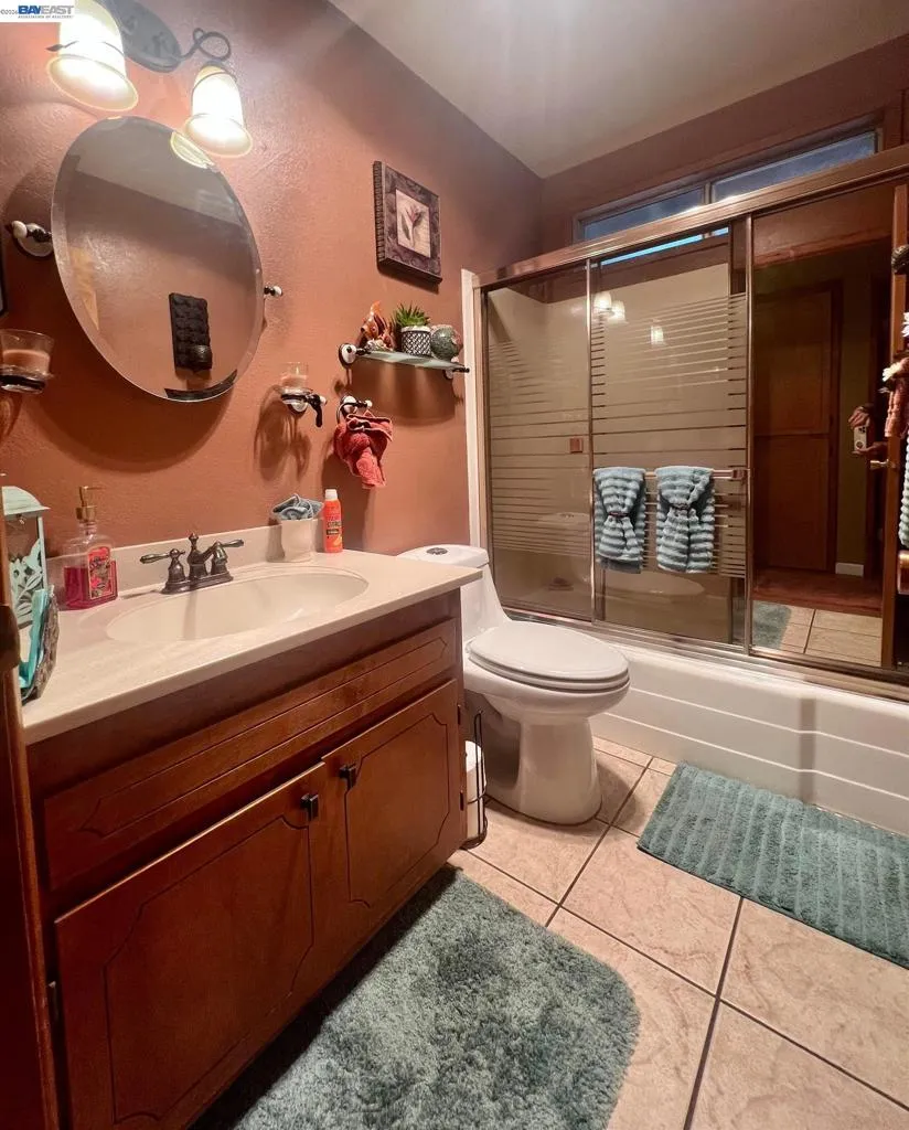 24217 Appaloosa Way Sonora, CA 95370