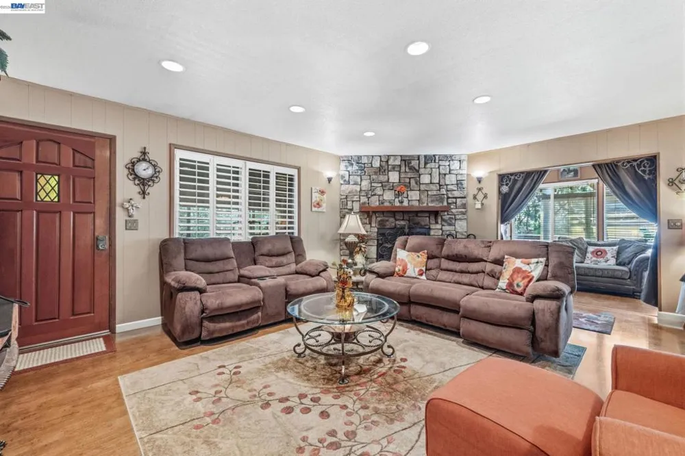 24217 Appaloosa Way Sonora, CA 95370