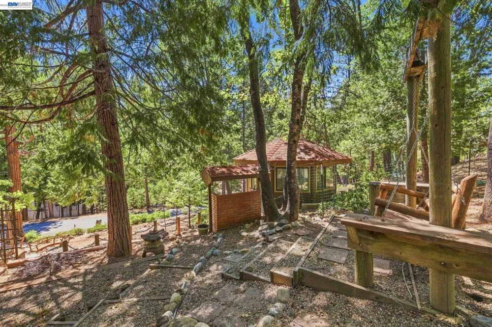 24217 Appaloosa Way Sonora, CA 95370