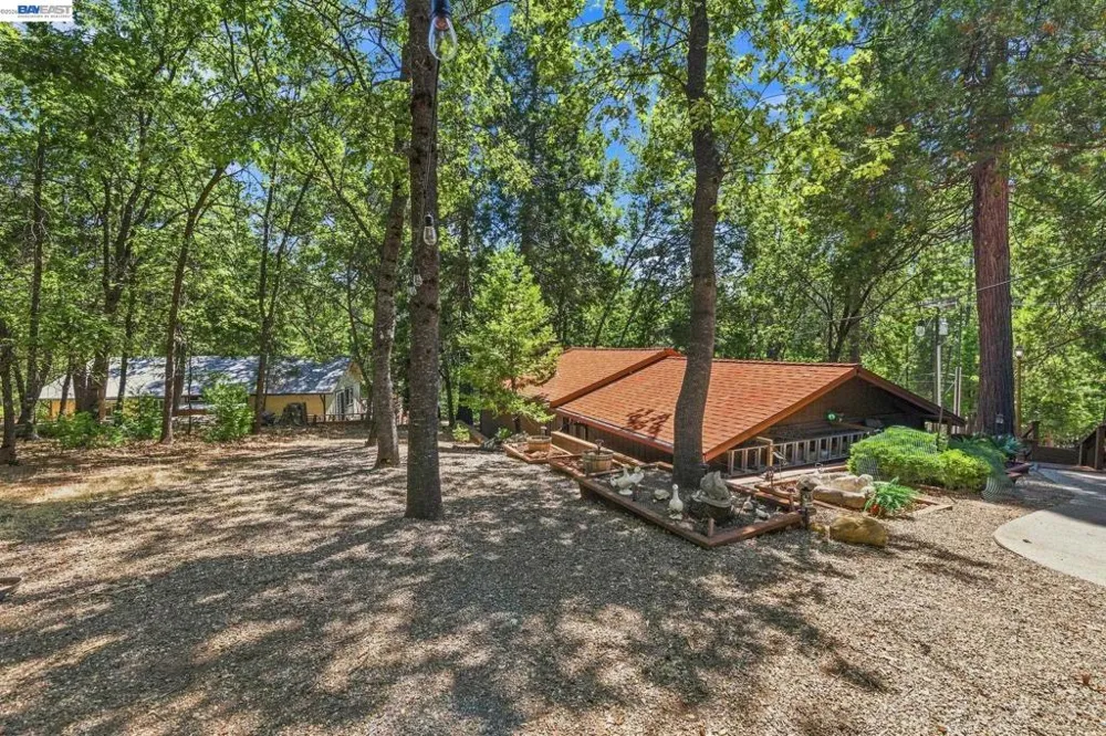 24217 Appaloosa Way Sonora, CA 95370